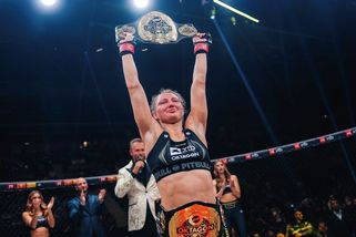 MMA | Žasl i Vémola. Slovenka znovu ohromila, pak zadržovala slzy - Sport.cz
