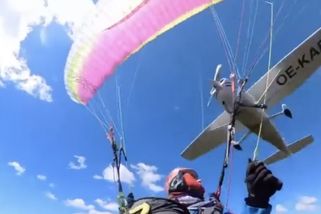 Video: Letadlo se ve vzduchu srazilo s paraglidistkou - Seznam Zprávy