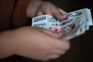 Už ne jen zlato a hotovost, nyní se dědí krypto i akcie. A s tím i problémy - Seznam Zprávy