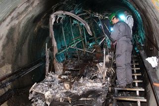 Při útěku před požárem udělali fatální chybu. Tragédii na Kaprunu nepřežilo 155 lidí