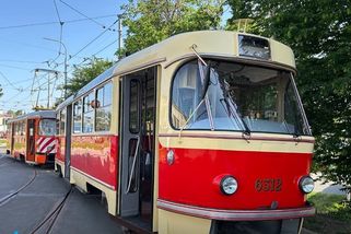 Do posledního šroubku. V Brně dokončili renovaci dalších dvou historických tramvají pro Prahu