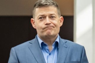 Zase odloženo. Osekání poplatků ČT a rozhlasu nepředstavili Nacher a spol. ani dnes