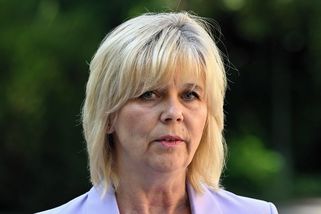 S prezidentem žije Eva Pavlová spokojeně přes 20 let. Štve ji ale jeho přístup ke košilím - Médium.cz