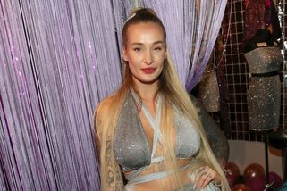 Ex pornoherečka Daisy Lee prošla velkou životní proměnou. Nyní ukázala své tělo 9 měsíců po porodu