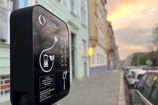 Praha letos připraví dalších 150 lamp pro nabíjení elektromobilů