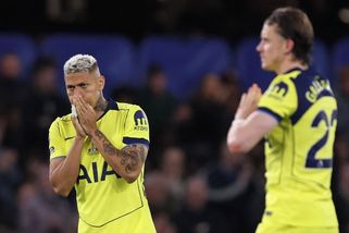 Tottenham s Kinským padl v derby s Chelsea, v závěrečném kole bude bojovat o udržení - Sport.cz