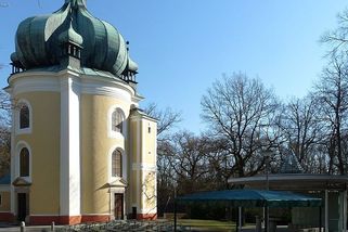 Lomec, jihočeské poutní místo, které překvapí i zkušené cestovatele - Médium.cz