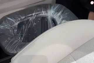 Záchod přímo v sedačce řidiče? Nezvyklý způsob si patentovala automobilka Seres
