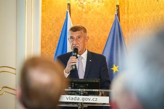 Babiš ostře o ÚVN: Je v propadu, může za to špatný výběr ředitele. Zůna musí okamžitě jednat