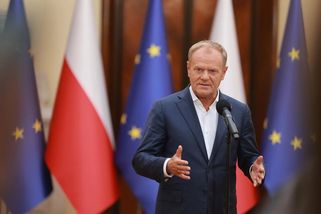 Polsko sníží daně, Slovensko má dvojí ceny nafty. Kdy na drahotu zareaguje Česko?