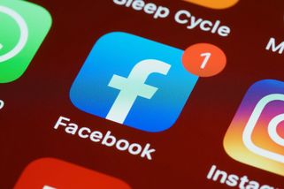 Kolik se bude platit za Facebook a kolik za WhatsApp? Předplatné je tady a nová vylepšení nezní úplně bombasticky