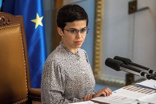 Neziskovky pod lupou. Otázka je, kdo bude držet lupu a kdo klacek - Médium.cz