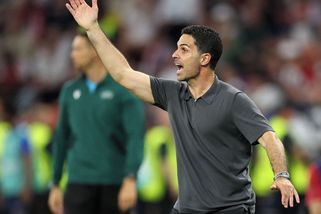 Klidně jsme mohli kopat penaltu! Trenér Arsenalu nechápal rozhodčího - Sport.cz