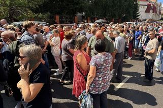 Fotky: Rusové prchají před ukrajinským vpádem. „Takový strach jsme nezažili“ - Seznam Zprávy