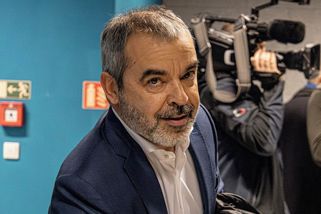 Advokátovi, který dohodl dar s Blažkem, přišly bitcoiny z drogového tržiště - Seznam Zprávy