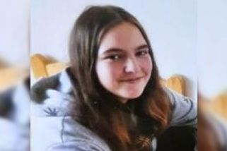 Ujel mi autobus, přijedu později, zavolala před týdnem patnáctiletá dívka. Od té doby je nezvěstná - Novinky