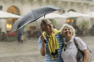 Víkendové plány jsou v ohrožení. Po slunečném pátku dorazí déšť a bouřky
