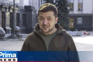 Měsíc od invaze na Ukrajinu. Vyjděte do ulic a postavte se za Ukrajinu, říká Zelenskyj