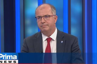 Rozvolňovat můžeme za tři až čtyři týdny. Možná dojde i na čtvrtou dávku, říká poslanec Philipp