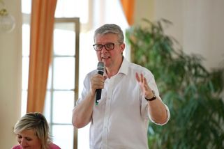 Havlíčka překvapil odpor proti větrníkům. Pokud je obce podpoří, stát by neměl bránit
