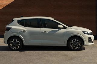 Nejlevnější nové auto 2026? Tahle známá automobilka blázní, nové auto nabízí za pakatel. Škodovka nemá odpověď