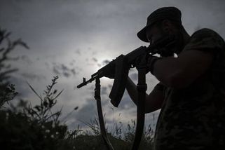 Rusové bez povolení vstoupili v Estonsku na území NATO. Připluli po řece