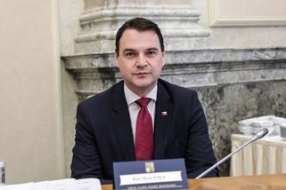 Jeho fotr Žid, psal Macinka. Teď jako ministr zahr...