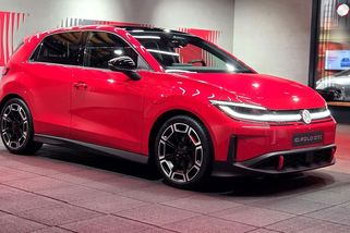 GTI žije dál. Volkswagen představil ostré elektrické polo, je výkonnější než kdy dřív