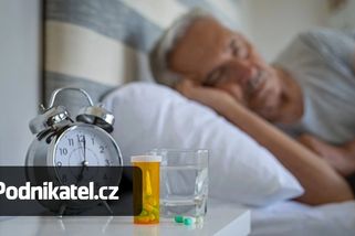 Jste na neschopence? Dávejte si pozor, kontrola může přijít i během noci - Podnikatel.cz