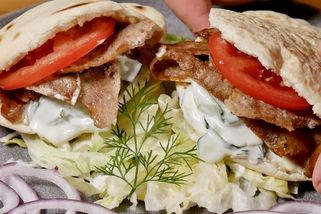 Nařežte si gyros kdykoliv: Skvělá vychytávka, kterou překvapíte každou návštěvu | Jednoduché vaření bez breptů