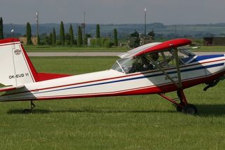 Let L-60 Brigadýr: Československý pracant, který létal nad poli i džunglí - Médium.cz