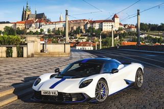 Aston Martin v Praze ukázal hypersport za milion eur