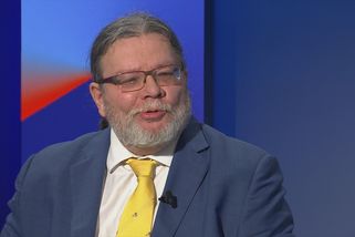 Ukrajina je v kritické situaci. Hrozí, že tu budeme mít Rusa znovu, varoval Vondra