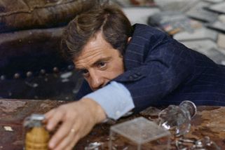 Věřili byste, že se Belmondo celých 107 minut filmu ani jednou neusmál?