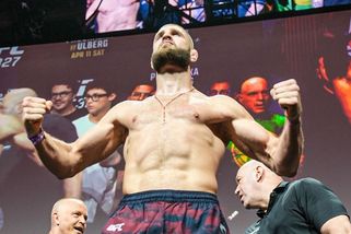 Je to tady! Procházka jde v Miami o titul UFC, nastavte budíky a sledujte přímý přenos