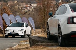 Vlajkové Volvo ES90 dorazilo do Česka. Má kompletní ceník, navíc s ním můžete půl roku jezdit zadarmo - Garáž.cz