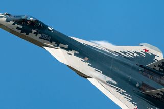 Ruský stíhací bombardér Su-57 měl být chloubou ruského letectva. Jenomže neexistuje