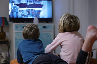 Oblíbená pohádka Husákových dětí. Když dnes běží v televizi, Češi neskrývají odpor a zděšení