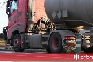 Kamiony ničí středočeské silnice. Kraj chystá razantní kontroly i nové váhy