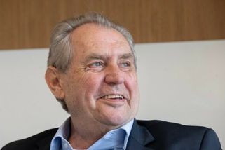 Zeman se vložil do kauzy Babišova mailu. Také jsem kdysi použil drsné slovo, zavzpomínal. Lipavského ale ušetřil
