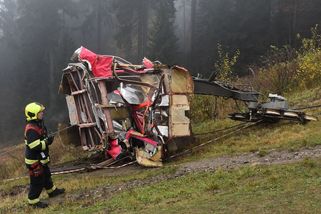 O chybějící automatické brzdě na lanovce všichni věděli. Roky nikomu nechyběla, diví se České dráhy kritice po tragickém pádu - Novinky