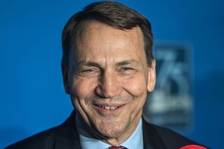 Chtějí sloužit. Do legie v Polsku už se přihlásily tisíce Ukrajinců žijících v EU - Novinky