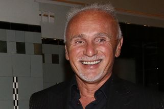 Expartnerka skončila v nemocnici, policie ho odvedla v poutech. Lidé se bojí o partnerku Richarda Chlada