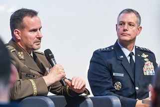 Rusko směřuje k válce s námi, chybí nám pocit naléhavosti, varoval Řehka