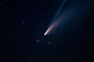 Astronomové jsou v pozoru. Kometa 3I/ATLAS se chová divně – až moc divně