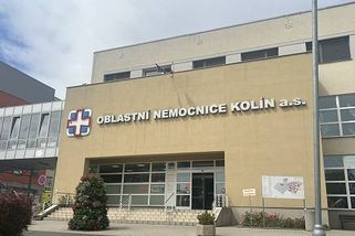 Nápor na kožní ambulanci v Kolíně: pacientů jsou desítky, čekání se prodlužuje