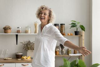 Očima padesátky: Odvaha vařit (a žít) bez receptu - Proženy.cz
