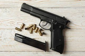 Lékaři budou ověřovat, zda pacienti mají zbrojní průkaz - Novinky