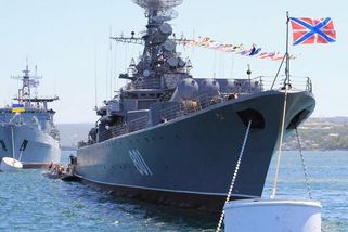 Video: ukrajinské drony FP-2 odpálily rakety a zasáhly základnu ruské černomořské flotily na Krymu