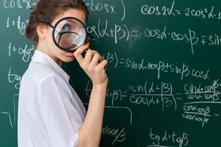 60 − 24 ÷ 4 + 3 × 2 − (5 + 1) =? Kdo zvládá matematiku ze ZŠ, měl by znát výsledek do 10 sekund - Médium.cz